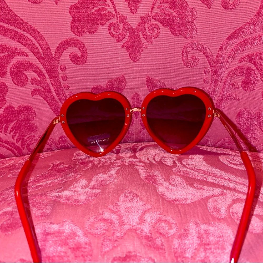 Heart Shape Sunglasses Red Frame Gold Black Lens Festival Spring Summer Love NEW - Picture 6 of 7